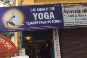 om-shanti-om-yoga-teacher-training-school-rishikesh-uttranchal-rishikesh-yoga-classes-lhb8fk4